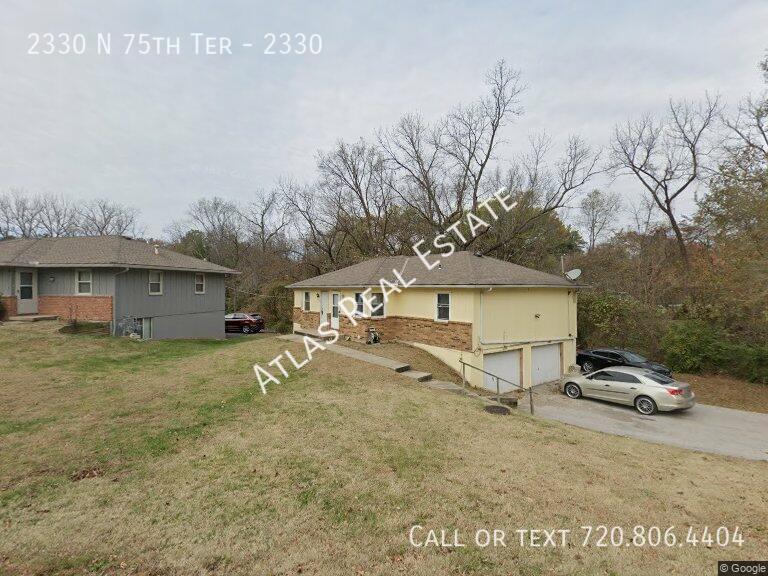Primary Photo - 2330 N 75th Ter