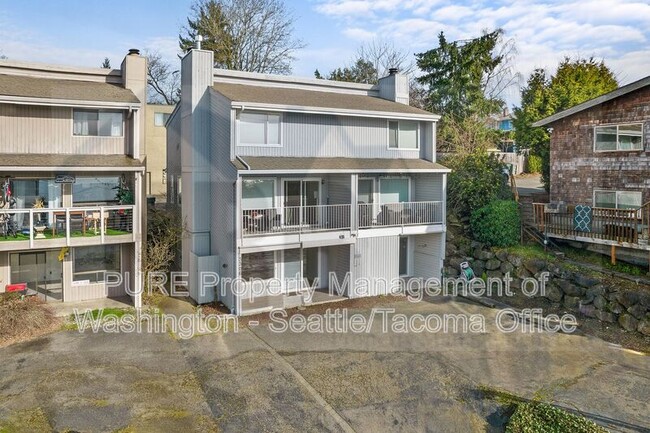 Foto del edificio - 3306 Lake Washington Blvd N