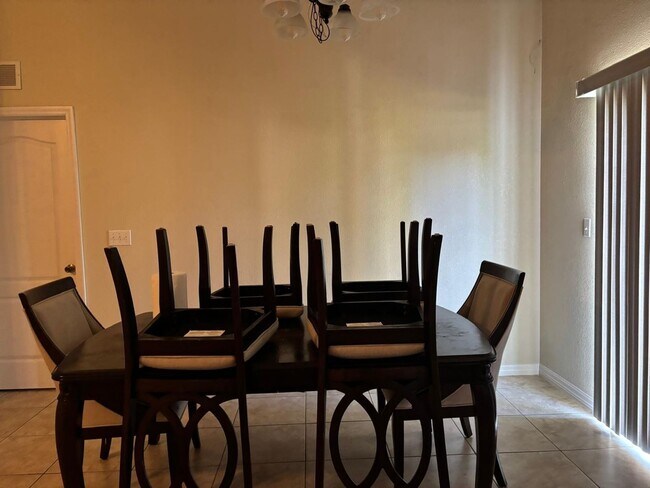 Foto del edificio - Charming 3BR House in Dundee