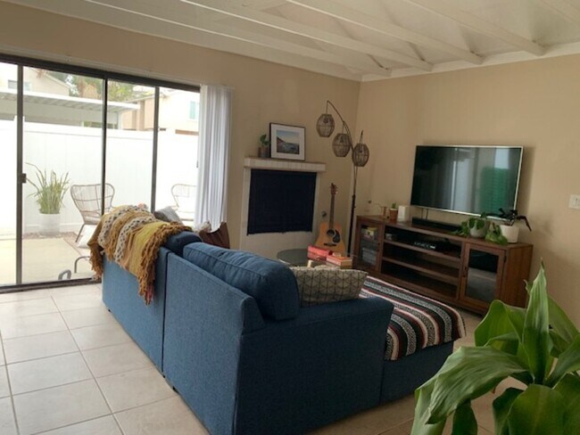 Foto del edificio - 1331 Evergreen Dr