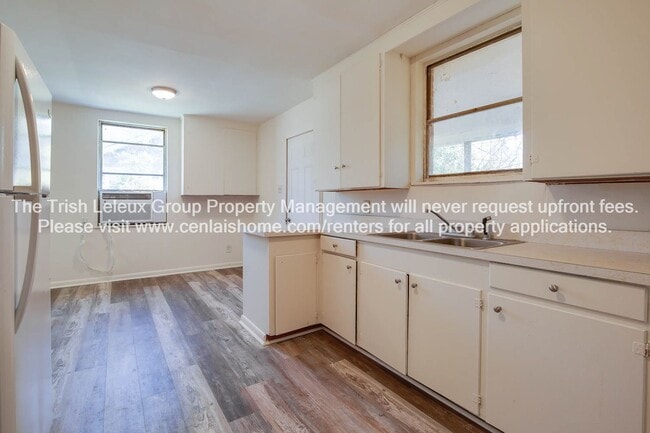 Building Photo - 506 23rd St