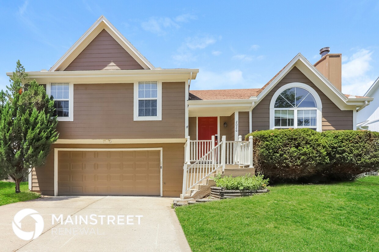 Foto principal - 2026 Grove Cir