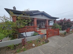 Building Photo - 2314 Union St