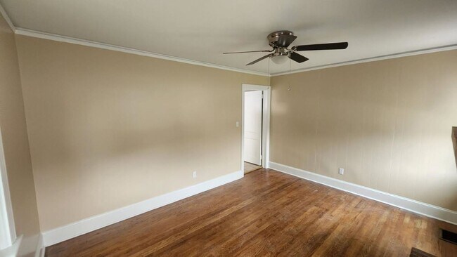 Foto del edificio - 115 Keowee Ave