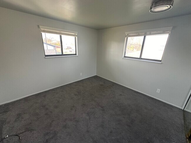 Building Photo - 33944 Viceroy Dr