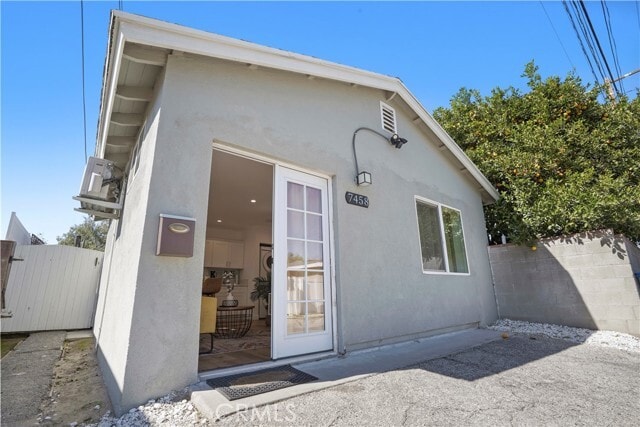 Foto del edificio - 7458 Shoup Ave