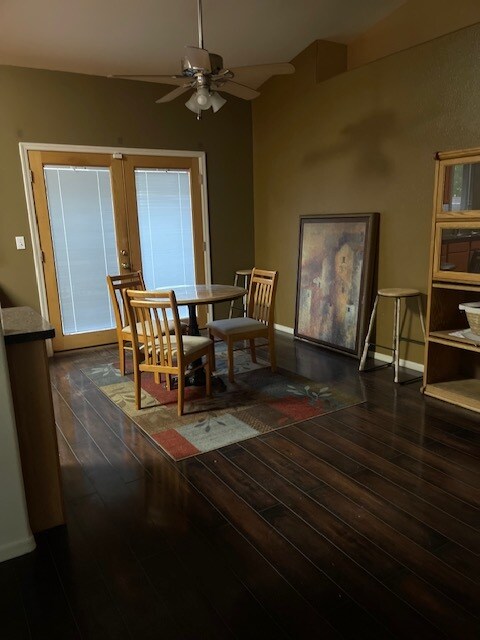 Foto del edificio - 3571 N Moore St