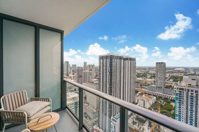 Foto del edificio - 159 NE 6th St