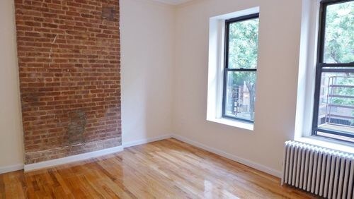 Primary Photo - 162 E 88th St