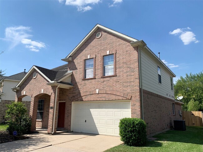 Foto del edificio - 926 Andover Glen Dr