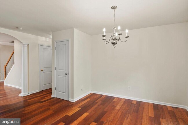 Foto del edificio - 144 Midland Rd