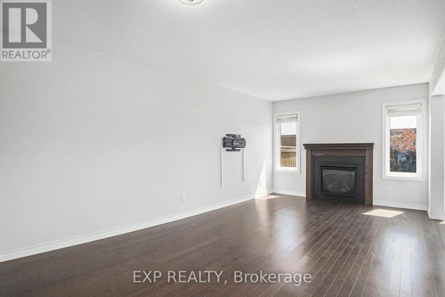 Building Photo - 331 Willow Aster Cir