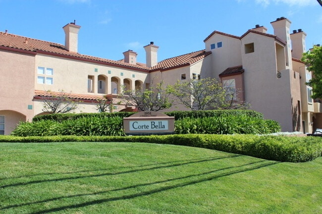 Building Photo - Westside San Mateo Condo  Corte Bella
