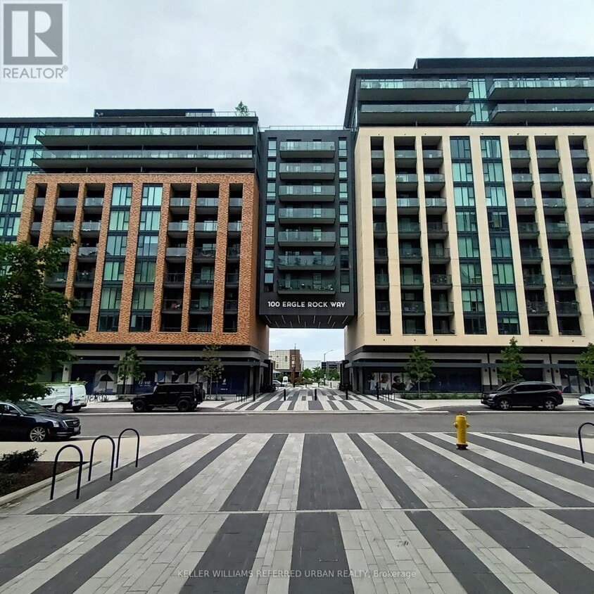 Primary Photo - 100 Eagle Rock Way