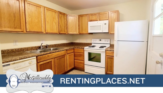 Building Photo - 1204 Holden Dr