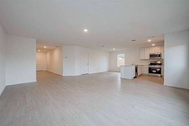 Foto del edificio - 719 Falling Cave Dr