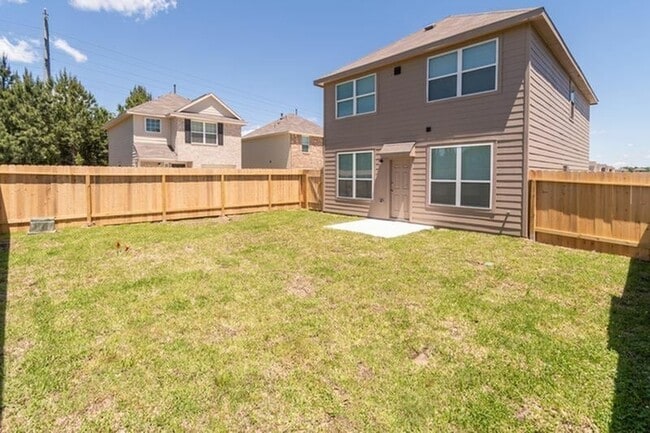 Building Photo - 12723 Veterans Ranch Rd