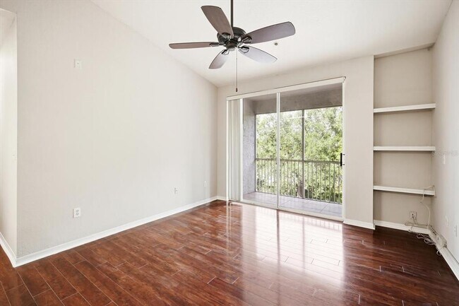 Foto del edificio - 5703 Legacy Crescent Pl