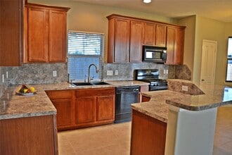 Building Photo - 12802 Mills Trail Lane