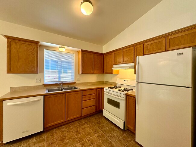 Building Photo - 4736 Rock Crab Dr