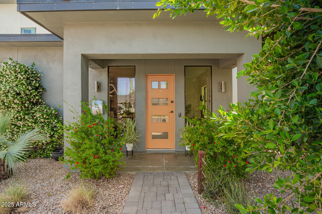 Foto del edificio - 4413 E Montecito Ave
