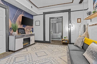 Building Photo - 2906 Chestnut St