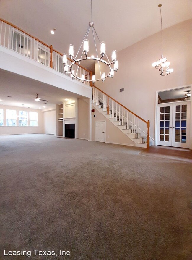 Foto del edificio - 5 br, 4 bath House - 3561 Boxwood Dr