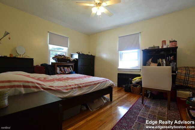 Building Photo - 1 br, 1 bath  - 22 Beechcroft St
