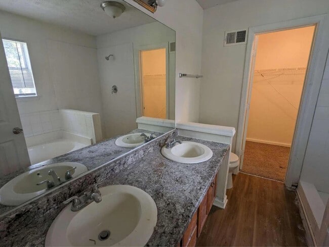 Photo - 2570 Rainover Ct House