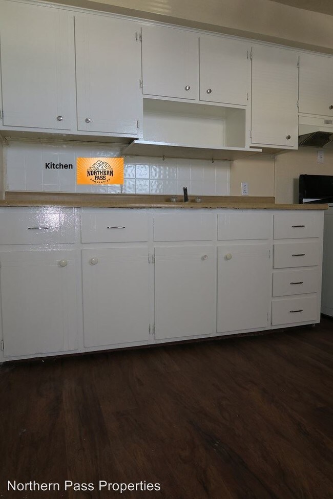 Foto del edificio - 8530-7311 Alameda Ave