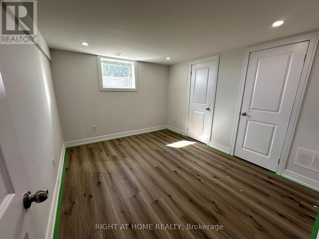 Building Photo - 4497 Solina Rd