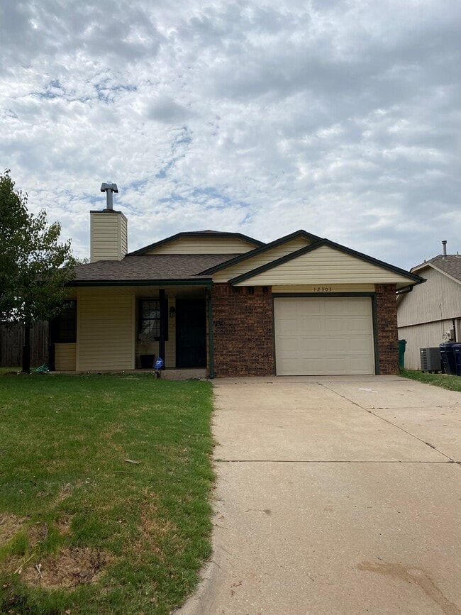 Photo - 12303 SW 14th St House