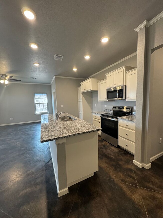 Building Photo - Brand New Construction 3/2/2 1/2 off speci...