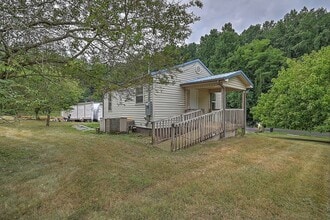 Building Photo - 707 Tuggle Hill Rd