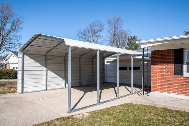 Foto del edificio - Easy Living on the Southeast Side
