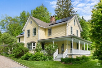 Building Photo - 87 Cathole Rd