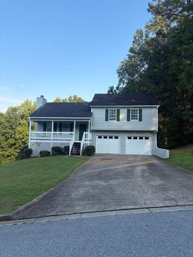 Building Photo - 6235 Pembroke Way