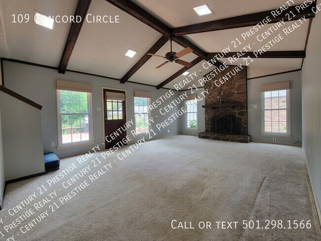 Building Photo - 109 Concord Circle