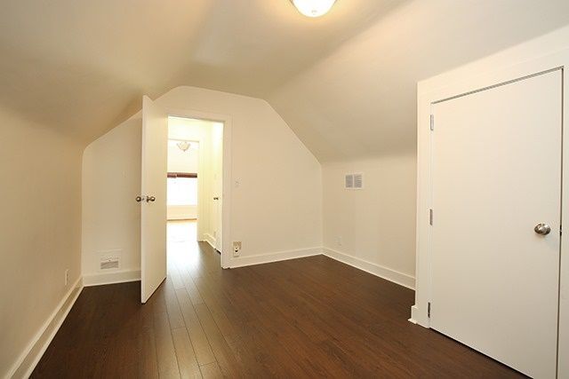 Photo du bâtiment - 7 Harvard Ave