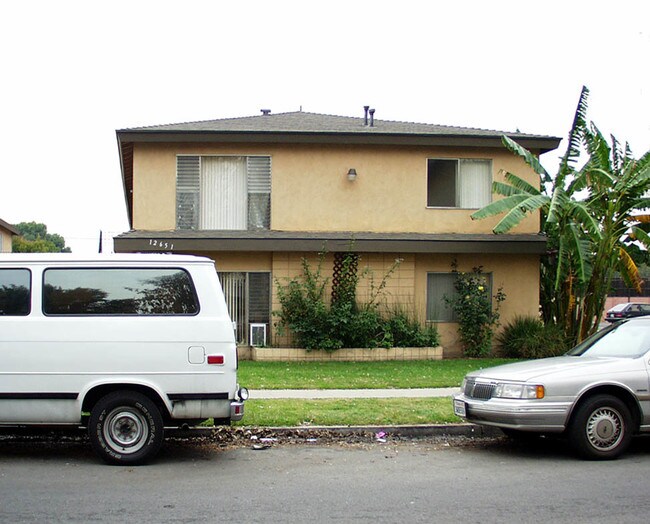 Alternate view of 12651 - Tropicana Apartments