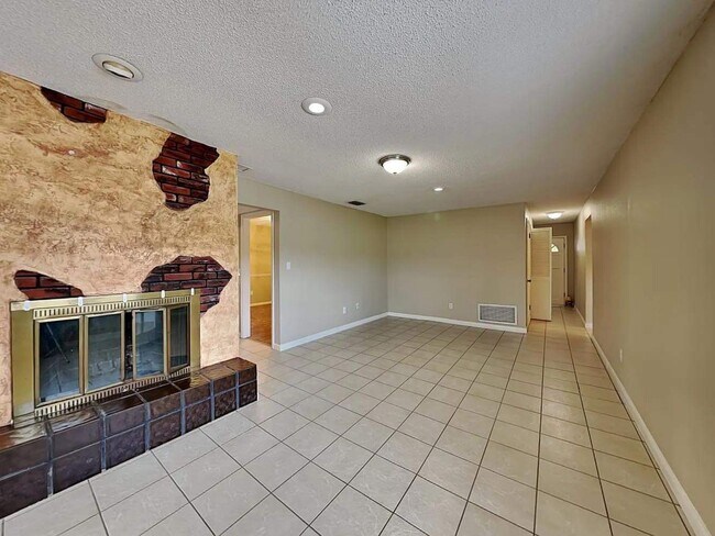 Building Photo - 3963 Irma Shores Dr