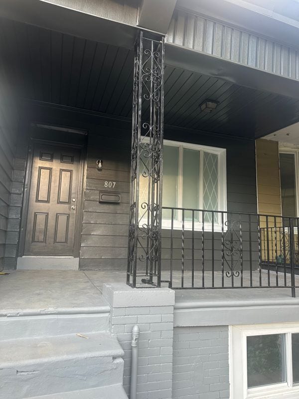 Building Photo - 807 S 57th St