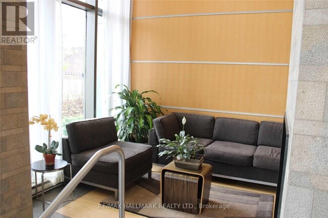 Photo du bâtiment - 68-1168 Grangeway Ave