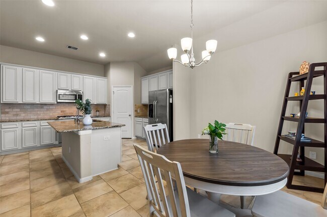 Building Photo - 1506 Judson Oak Dr