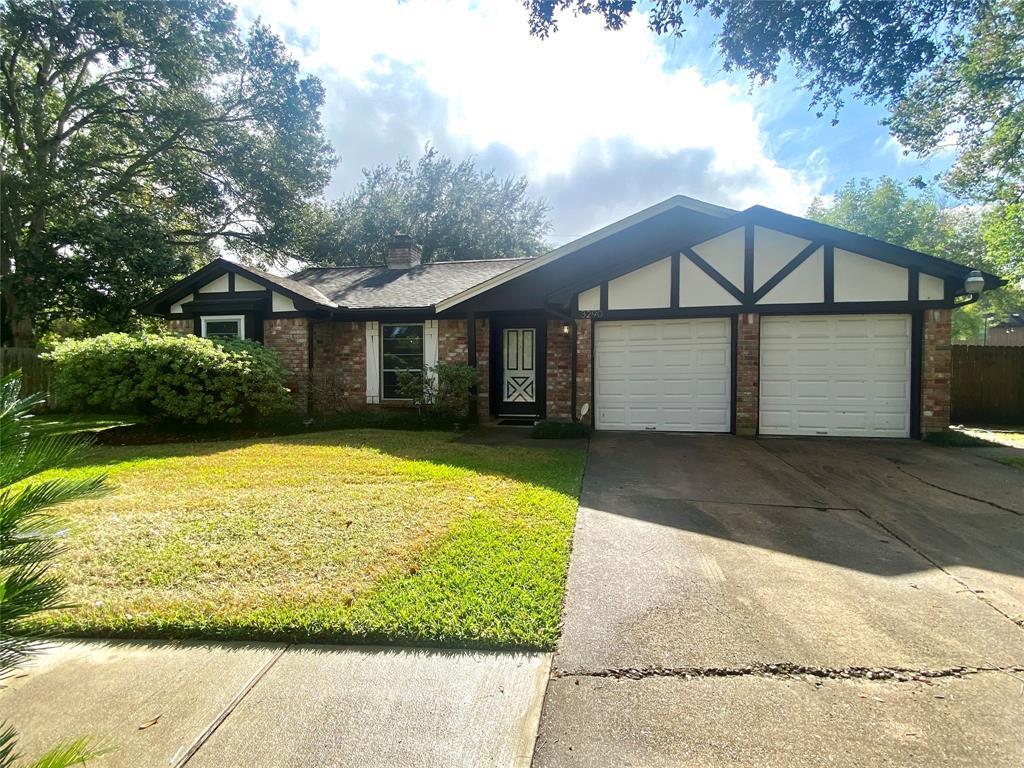 Primary Photo - 3290 Hunters Glen Dr