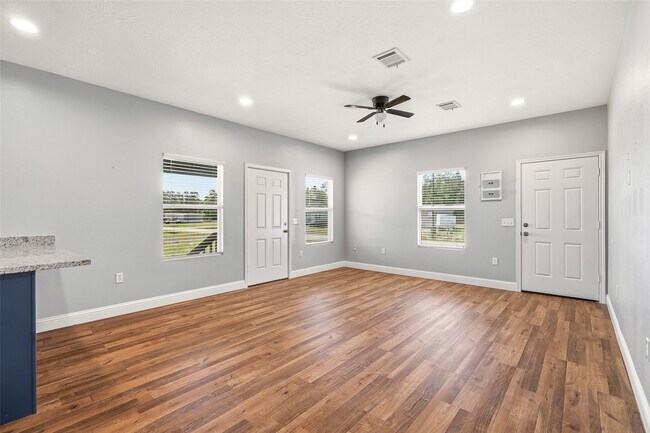 Building Photo - 18473 Novarra Dr