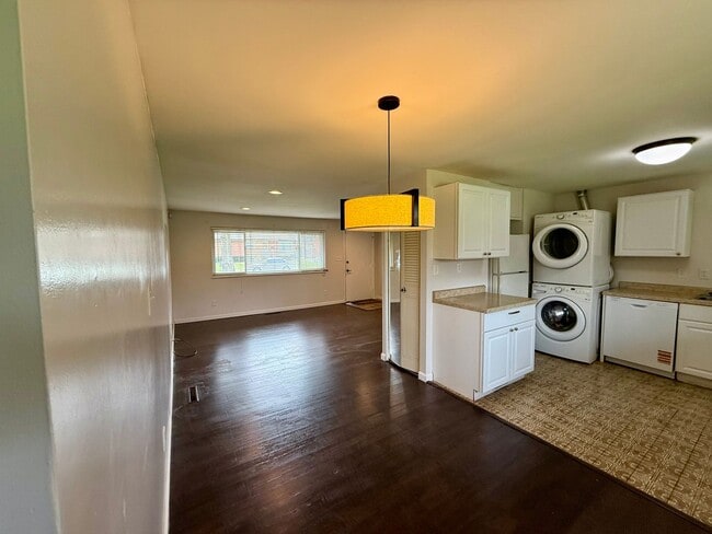 Foto del edificio - Charming 3 Bed, 2 Bath Ranch