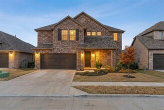 Building Photo - 3512 Lillian Ct