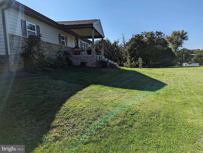 Foto del edificio - 754 Mechanic St