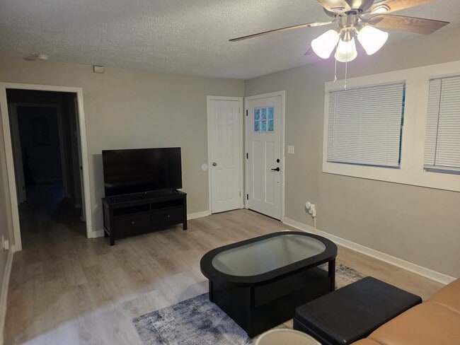 Building Photo - 4453 Pharr Ave